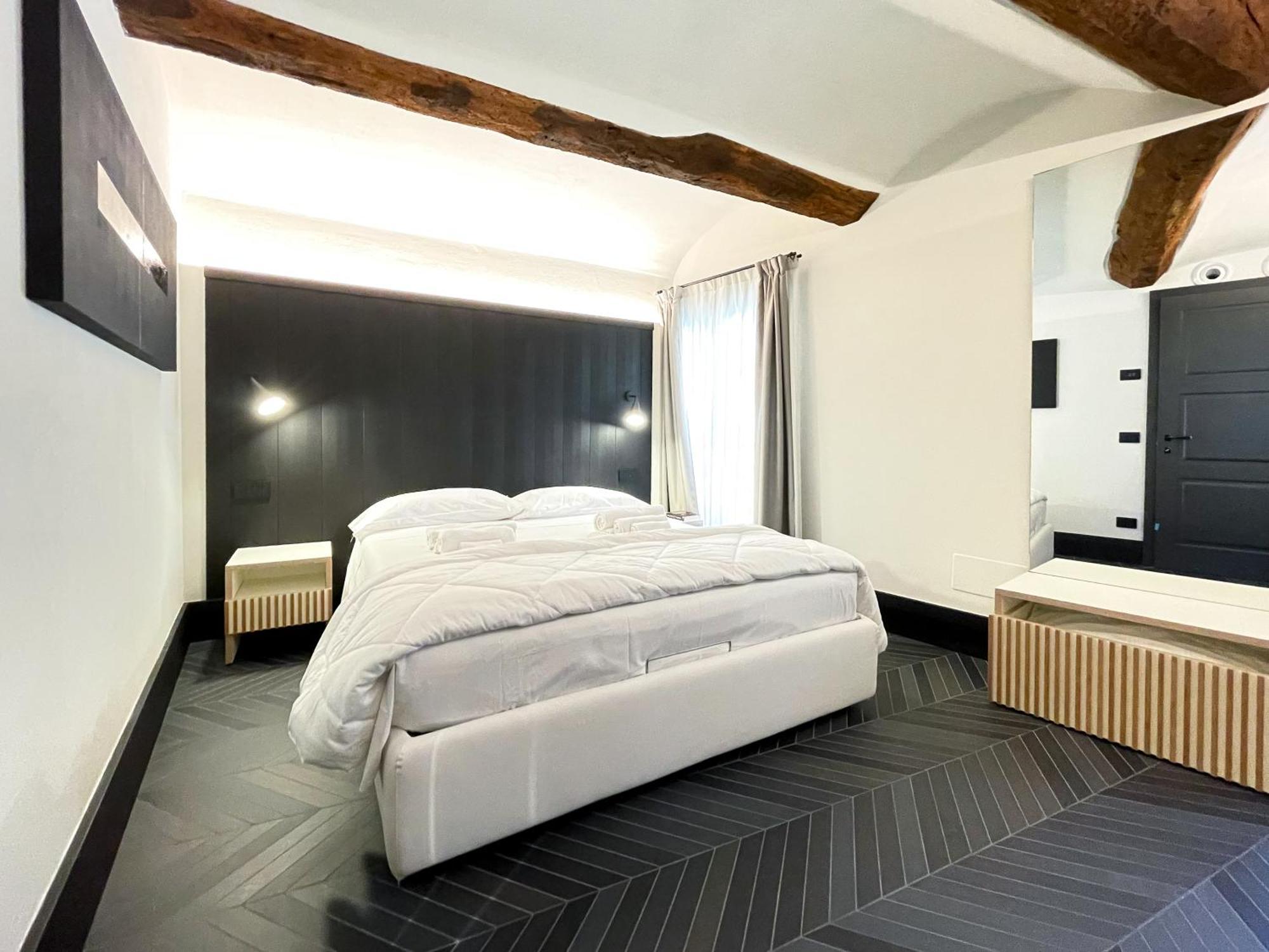 Canalchiaro 13 Modena Room photo